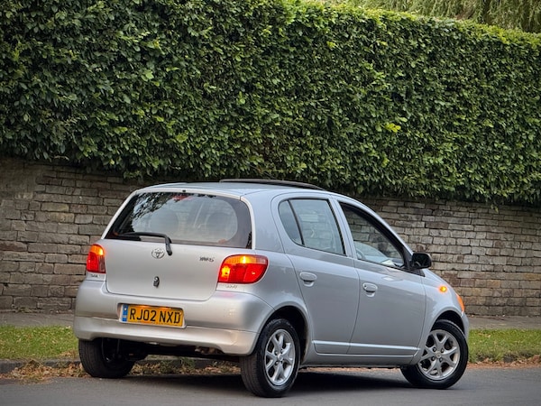 Used Toyota Yaris 2002 for sale - 75165792: Photo 3