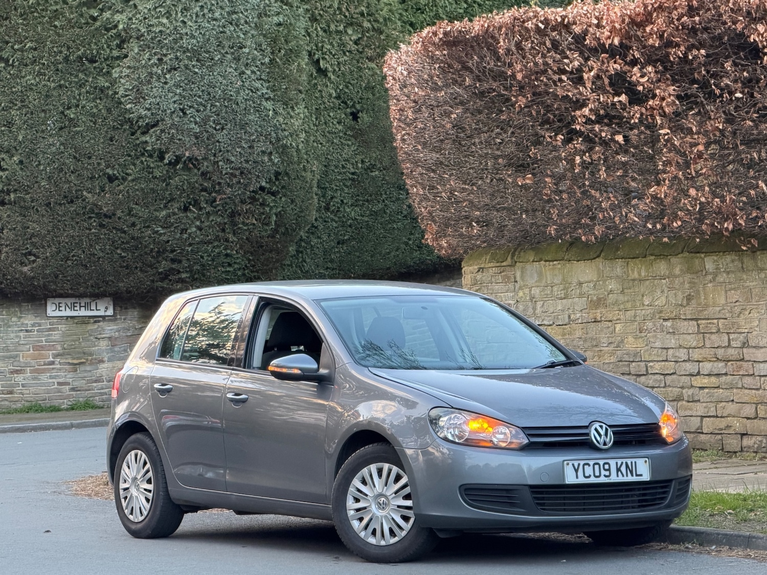 Used Volkswagen Golf 2009 for sale - 78060550: Photo 1