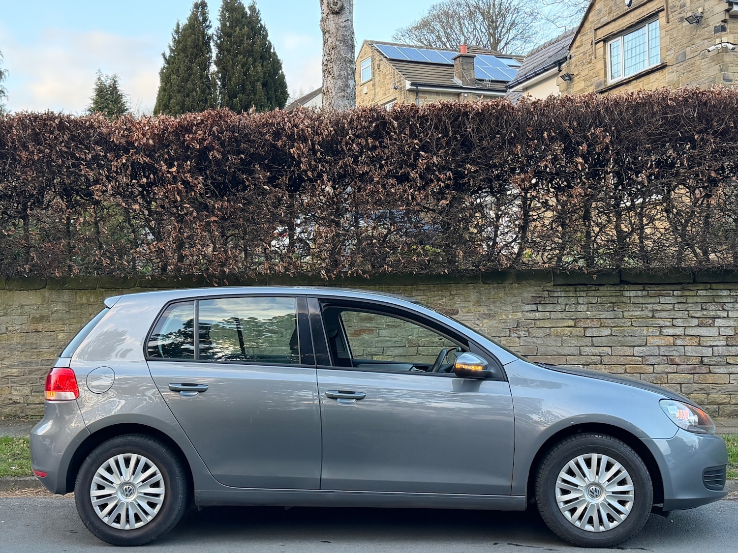 Used Volkswagen Golf 2009 for sale - 78060550: Photo 2