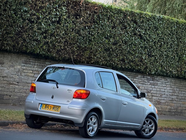 Used Toyota Yaris 2003 for sale - 75723304: Photo 3