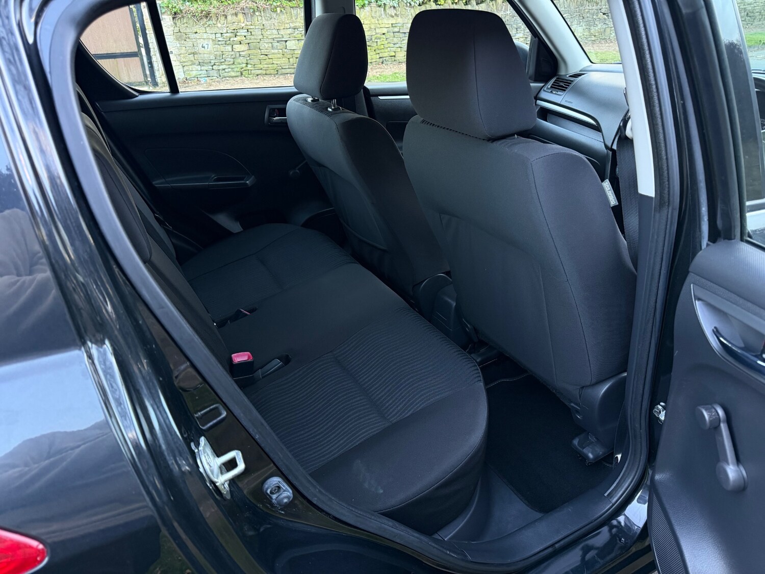 Used Suzuki Swift 2012 for sale - 78141219: Photo 10