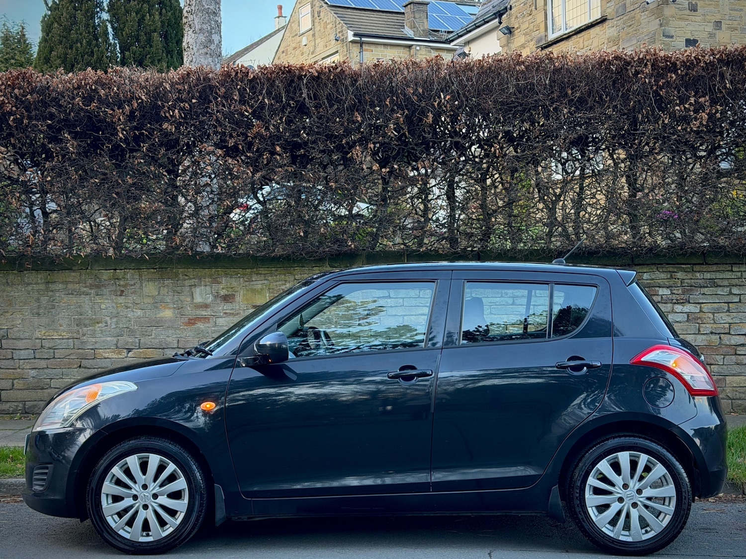 Used Suzuki Swift 2012 for sale - 78141219: Photo 5