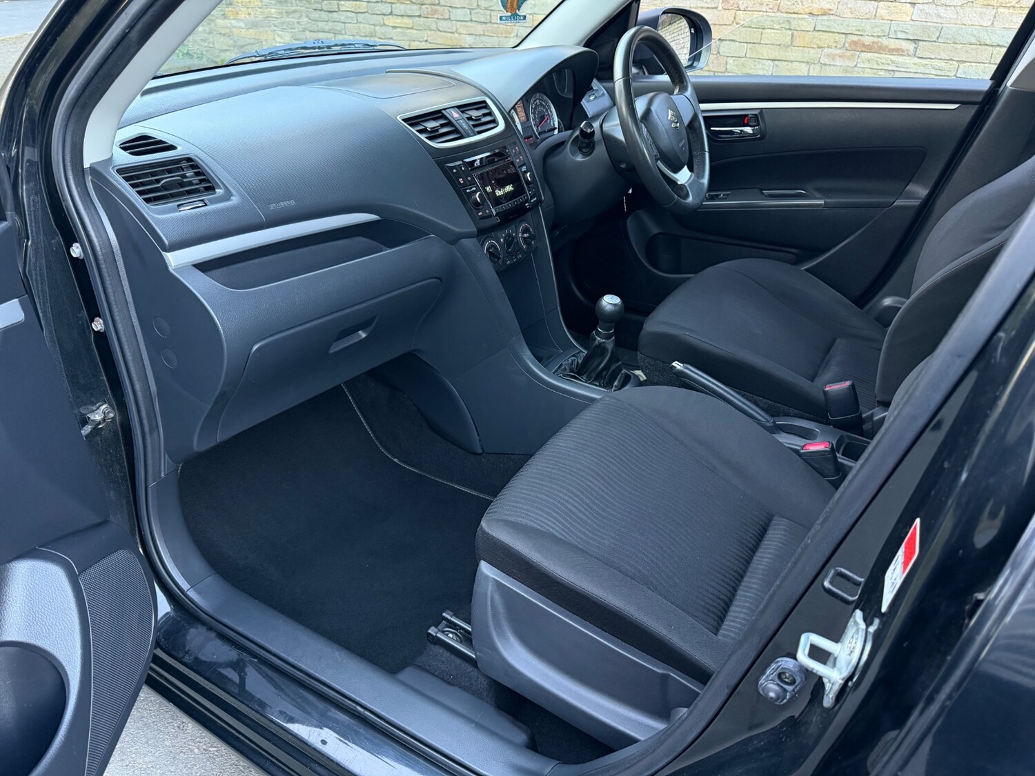 Used Suzuki Swift 2012 for sale - 78141219: Photo 7