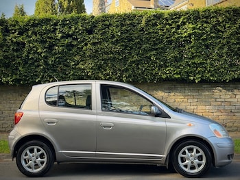Used Toyota Yaris 2004 for sale - 78762835: Photo
