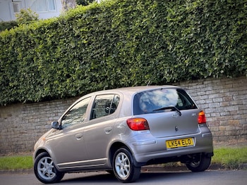 Used Toyota Yaris 2004 for sale - 78762835: Photo