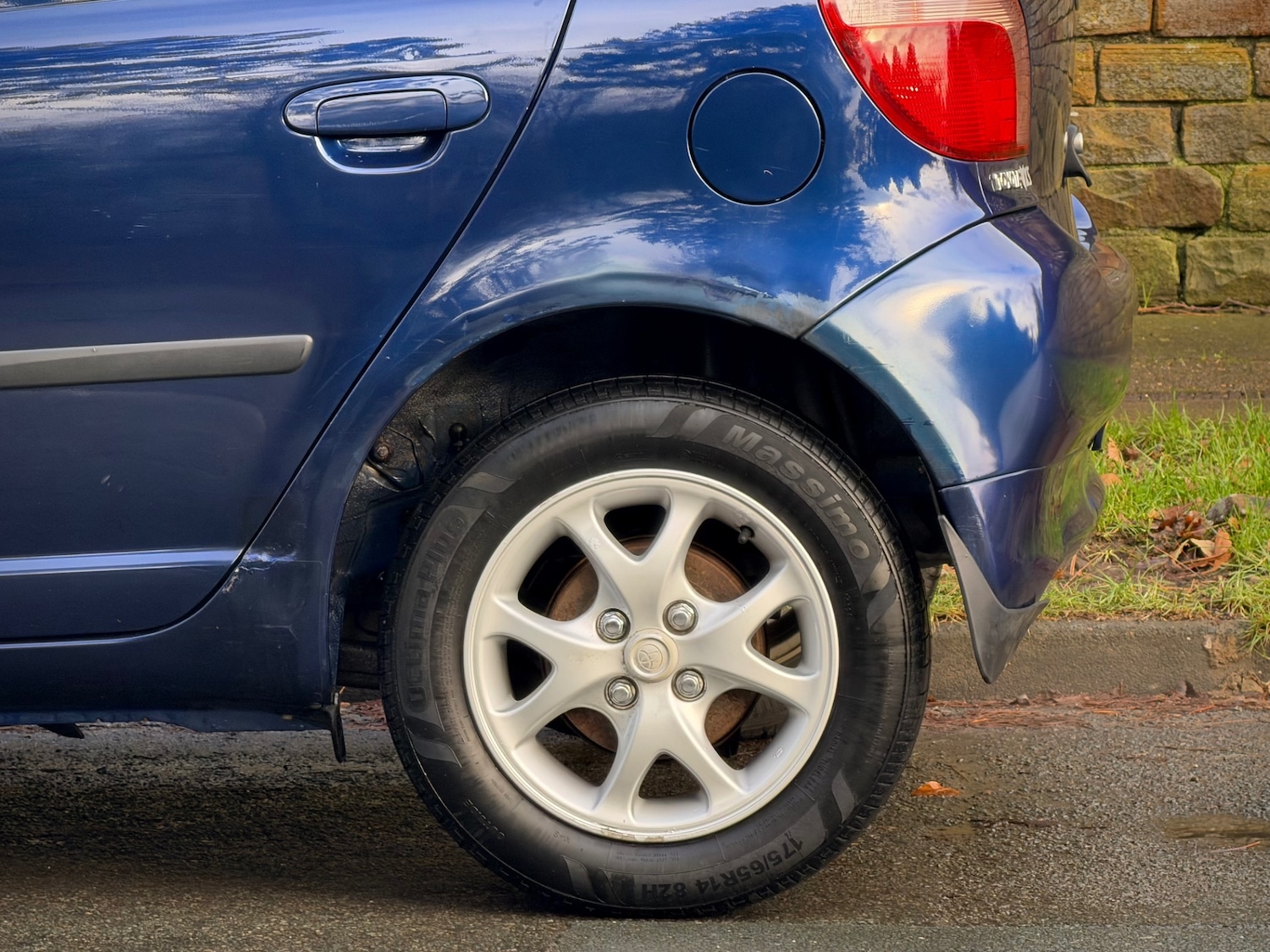 Used Toyota Yaris 2000 for sale - 77084304: Photo 15