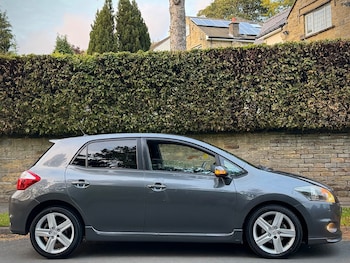 Used Toyota Auris 2010 for sale - 76107590: Photo 2