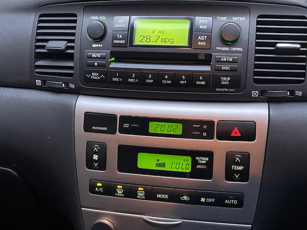 Used Toyota Corolla 2006 for sale - 71952289: Photo 21