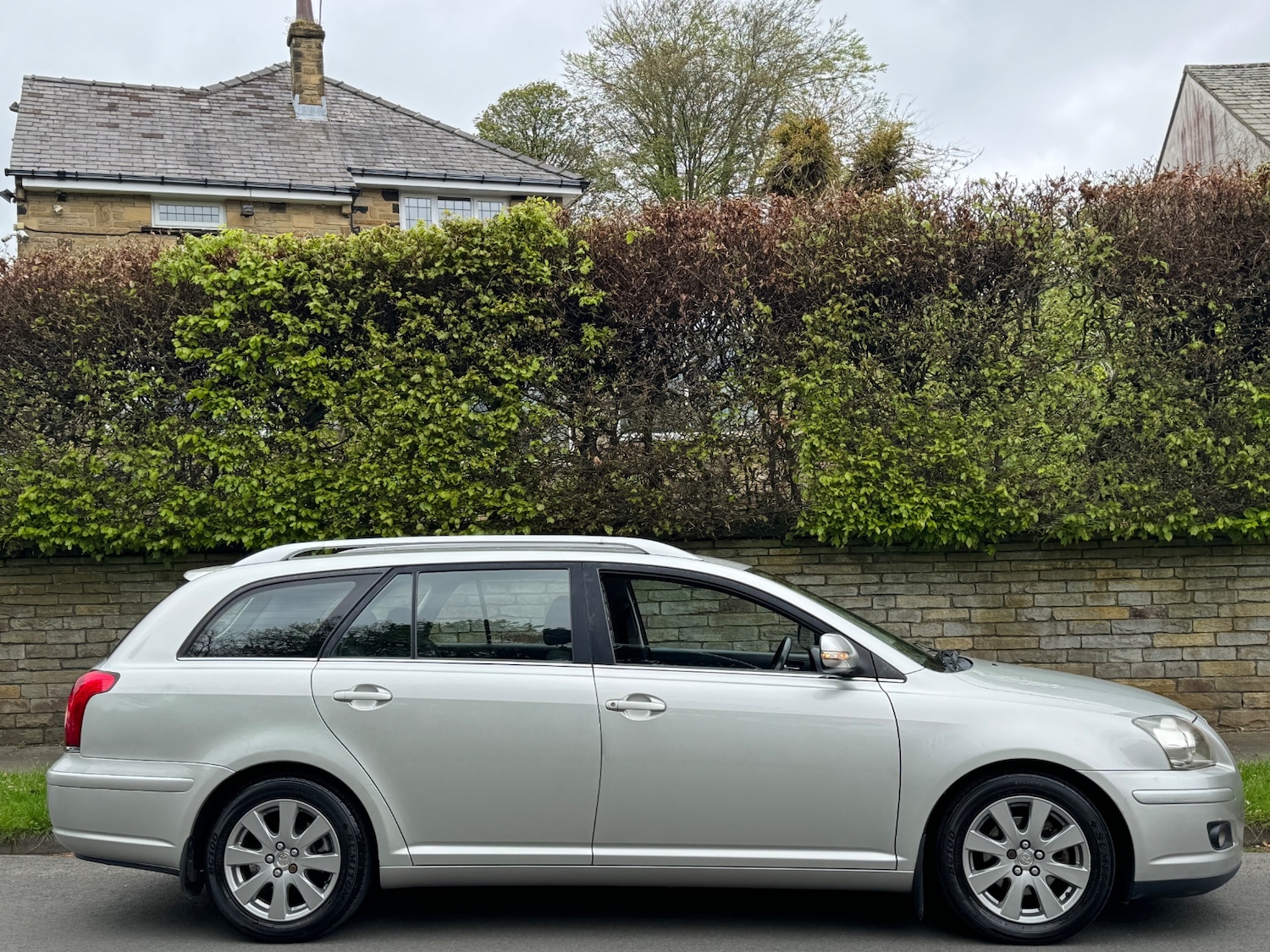 Used Toyota Avensis 2007 for sale - 76503091: Photo 2