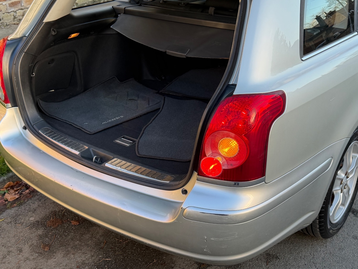 Used Toyota Avensis 2007 for sale - 76684549: Photo 13