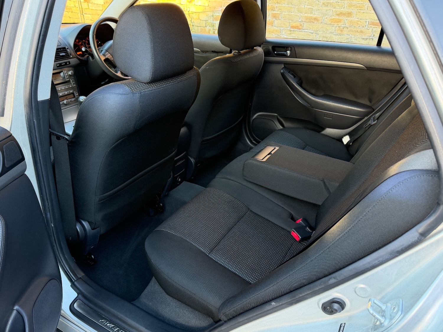 Used Toyota Avensis 2007 for sale - 76684549: Photo 9