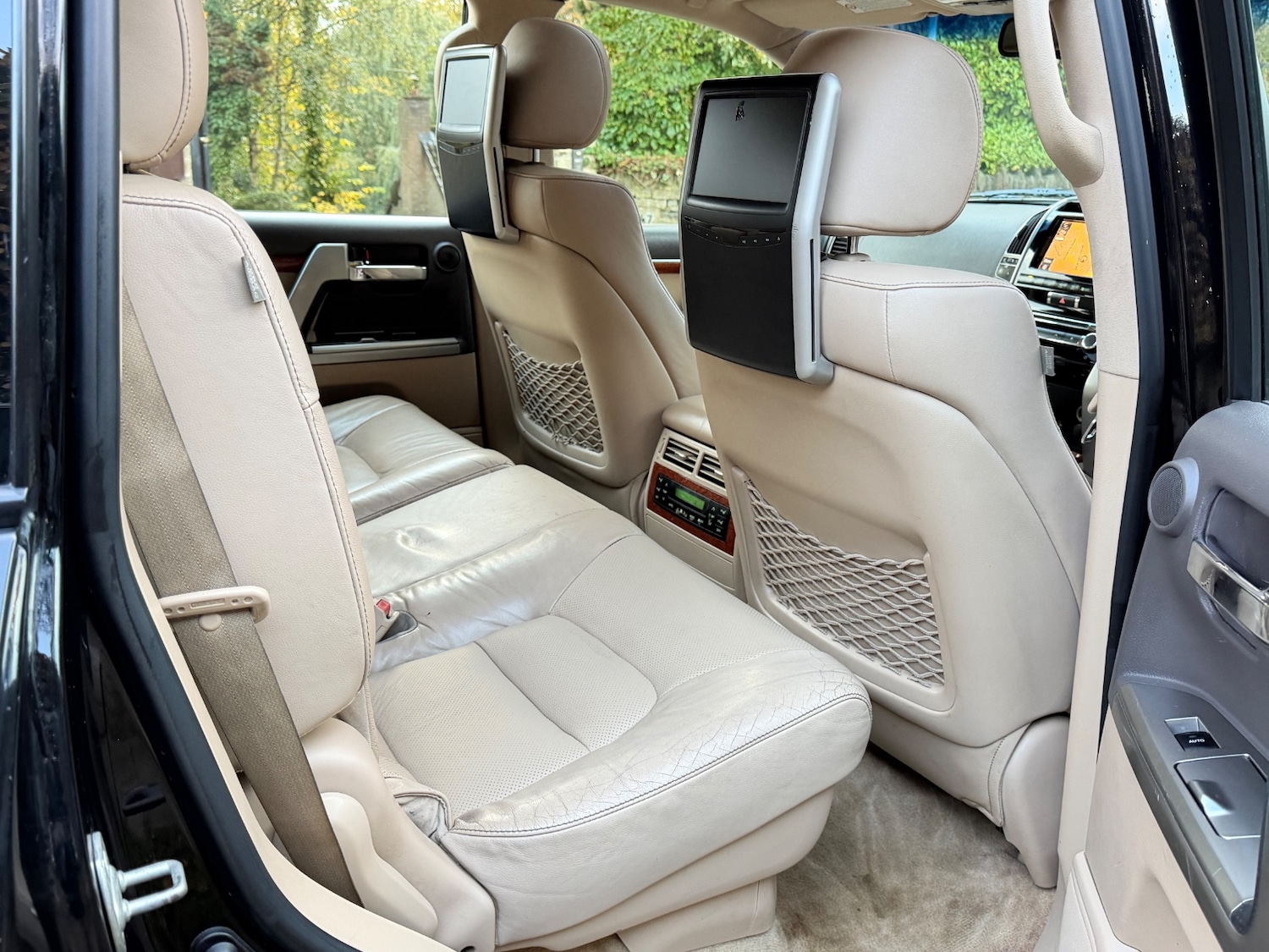 Used Toyota Land Cruiser 2013 for sale - 76444464: Photo 10