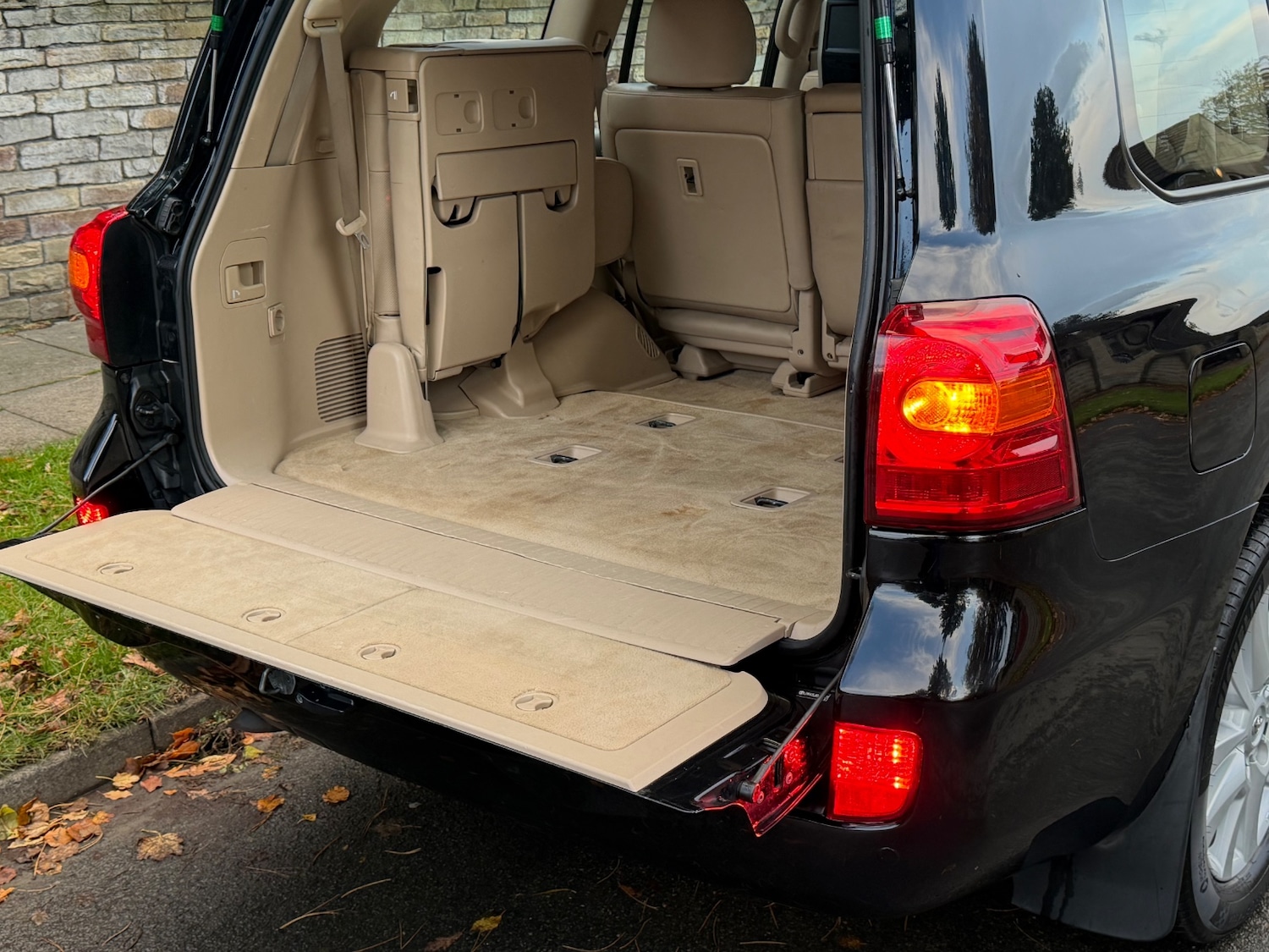 Used Toyota Land Cruiser 2013 for sale - 76444464: Photo 14