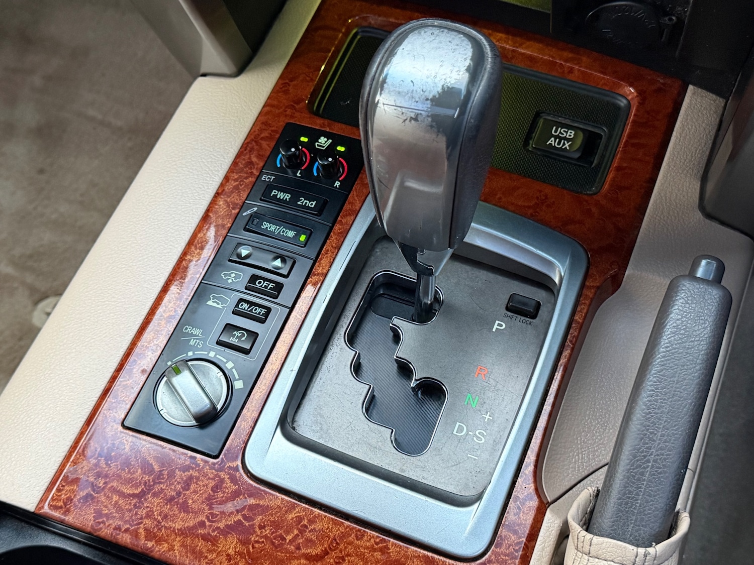 Used Toyota Land Cruiser 2013 for sale - 76444464: Photo 17