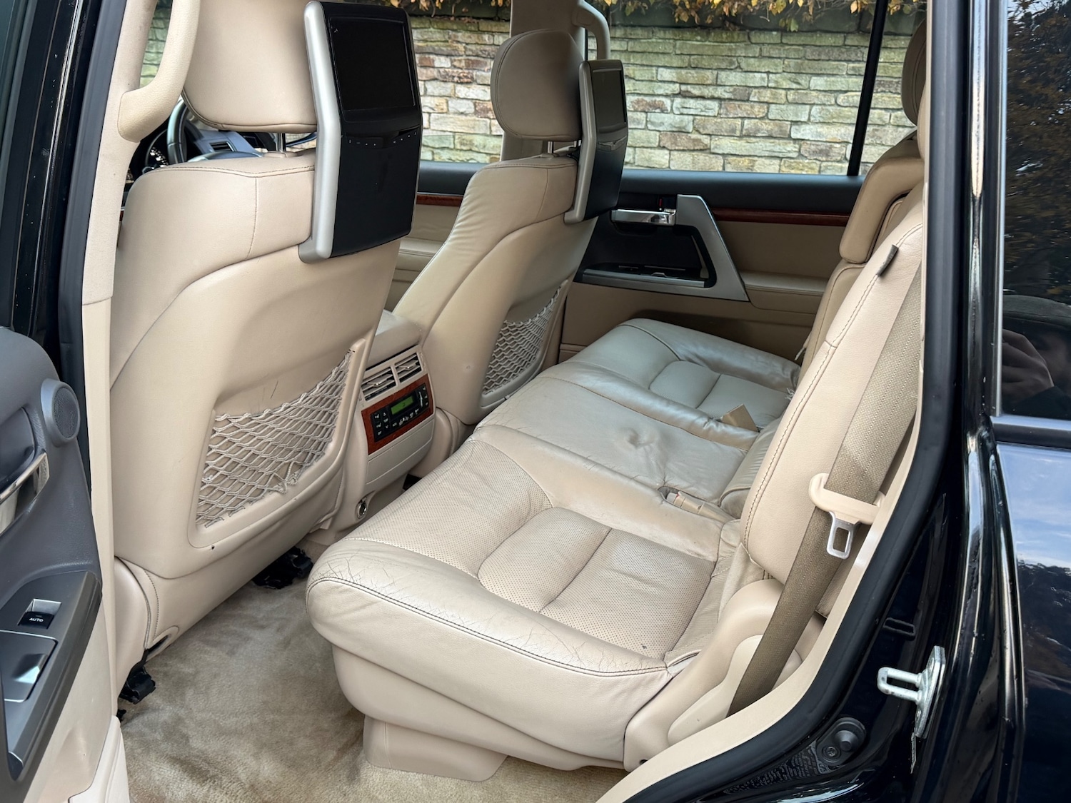 Used Toyota Land Cruiser 2013 for sale - 76444464: Photo 9