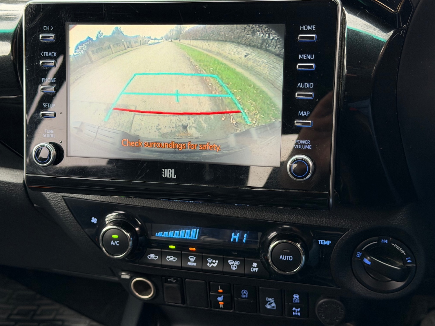 Used Toyota Hilux 2021 for sale - 77688641: Photo 17