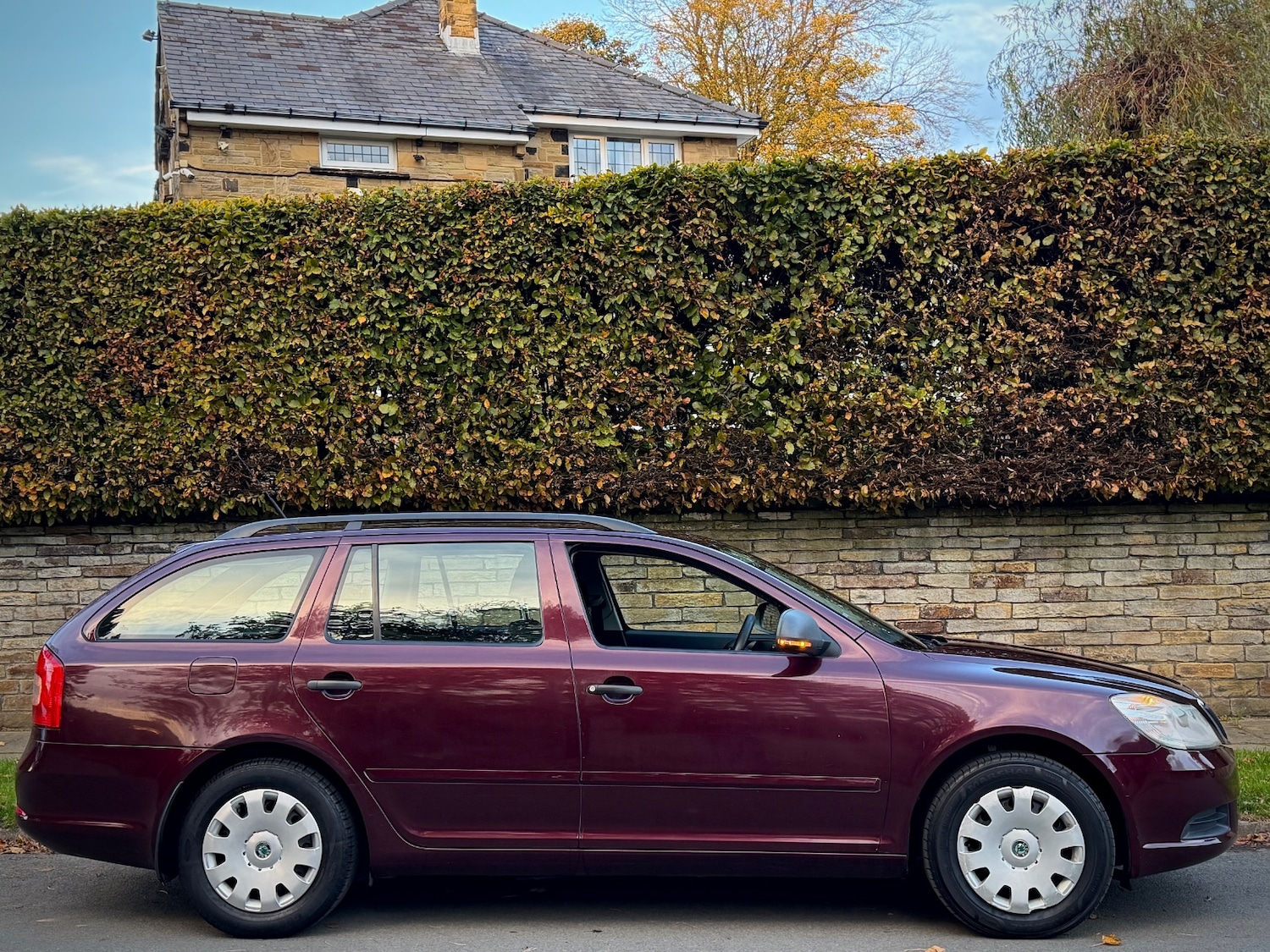 Used Skoda Octavia 2009 for sale - 76353554: Photo 2