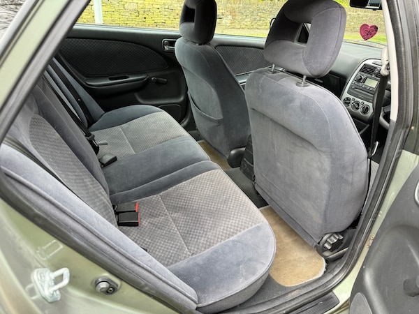 Used Toyota Avensis 2003 for sale - 74412319: Photo 10