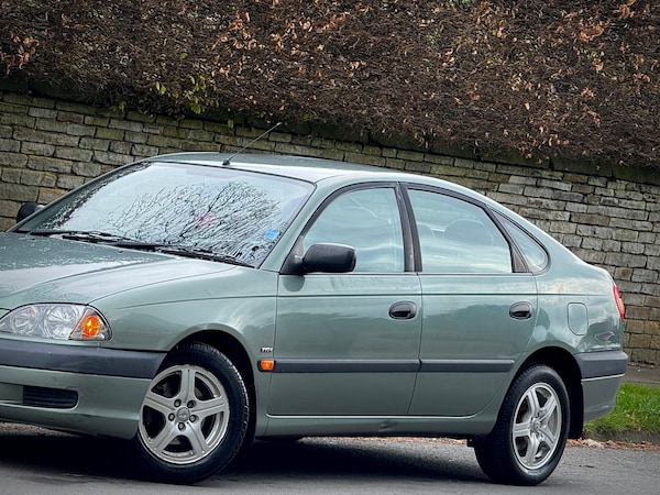 Used Toyota Avensis 2003 for sale - 74412319: Photo 14