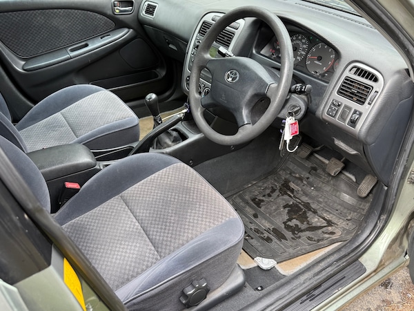 Used Toyota Avensis 2003 for sale - 74412319: Photo 8