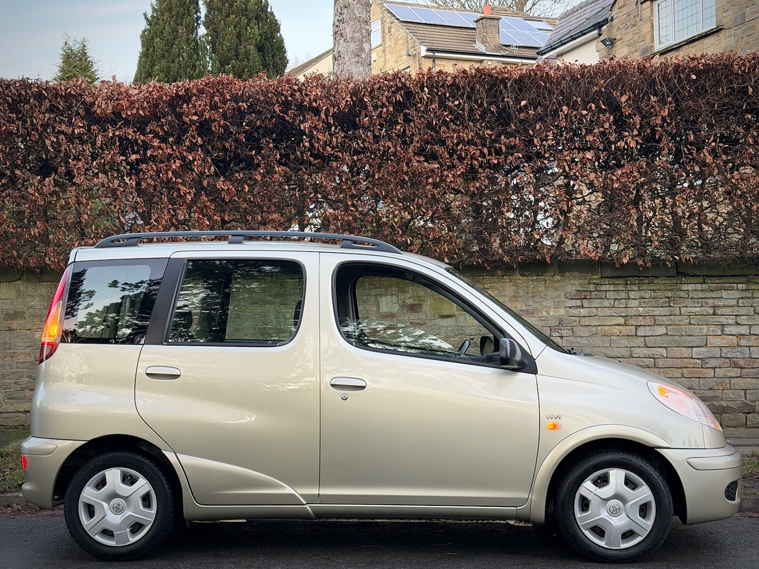 Used Toyota Yaris Verso 2005 for sale - 77118871: Photo 2