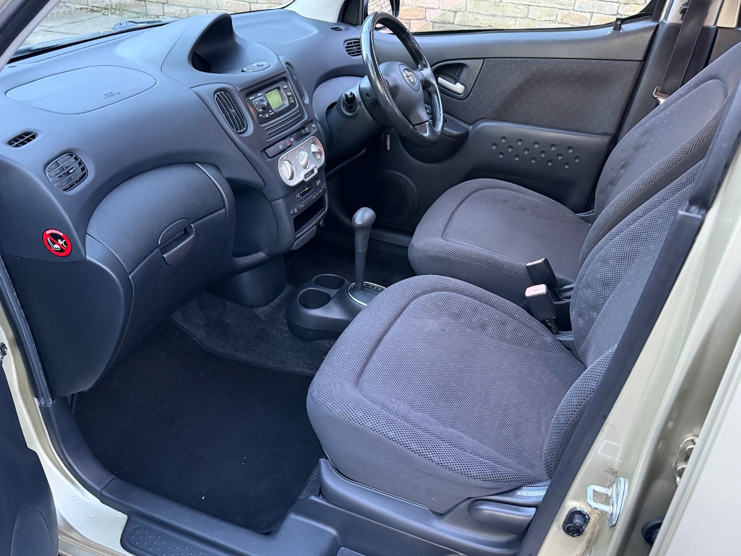 Used Toyota Yaris Verso 2005 for sale - 77118871: Photo 8