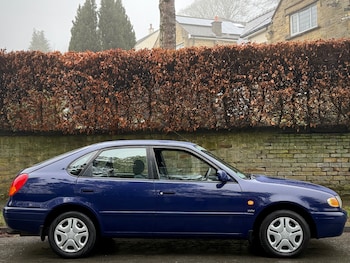 Used Toyota Corolla 2001 for sale - 77504130: Photo