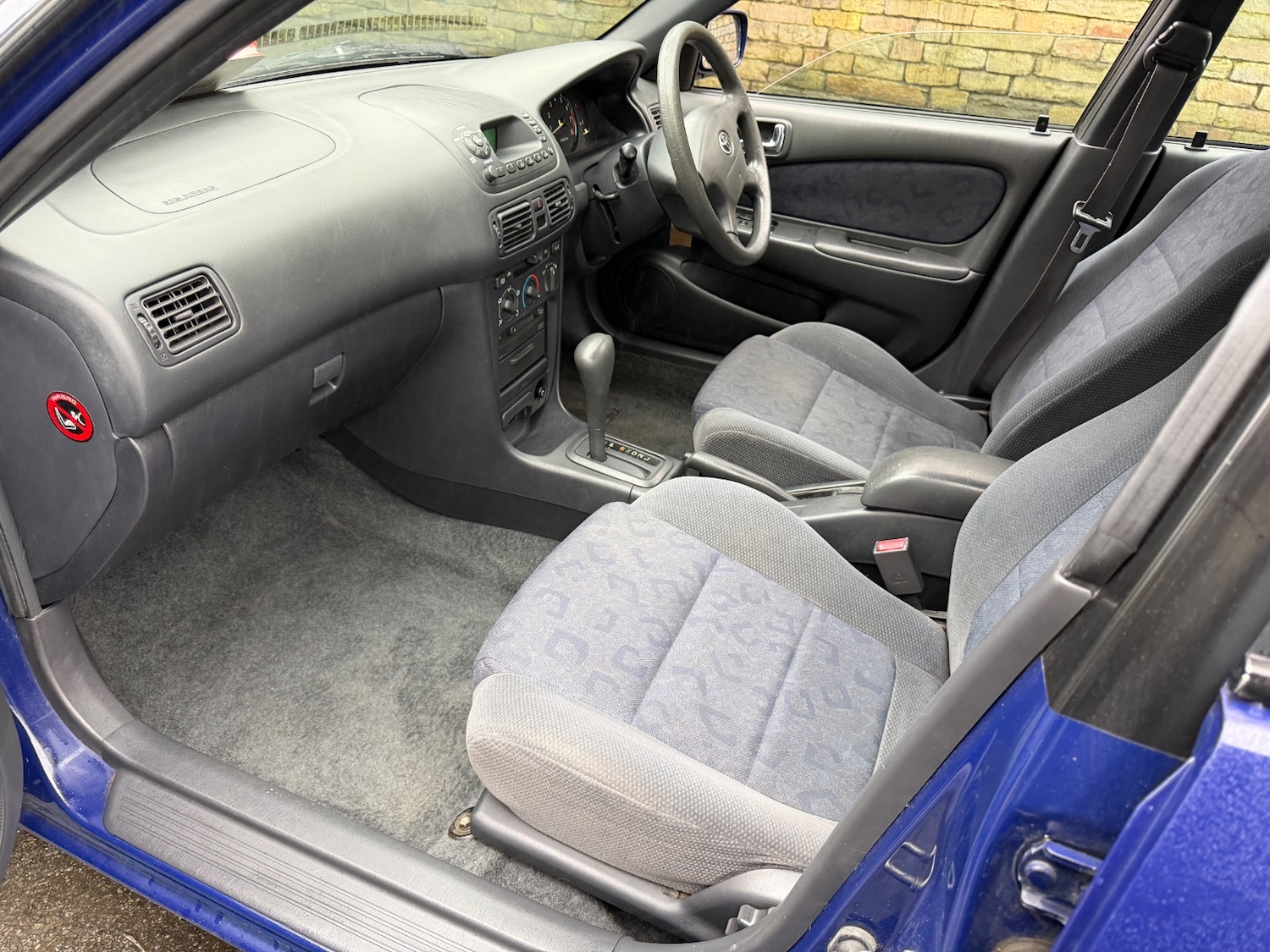 Used Toyota Corolla 2001 for sale - 77504130: Photo 7