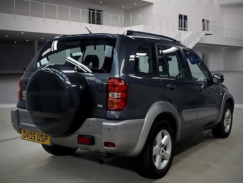 Used Toyota RAV4 2005 for sale - 78057225: Photo