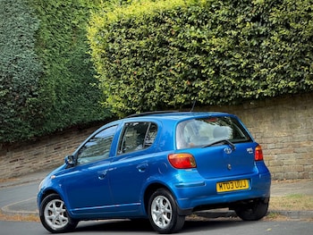 Used Toyota Yaris 2003 for sale - 79341498: Photo
