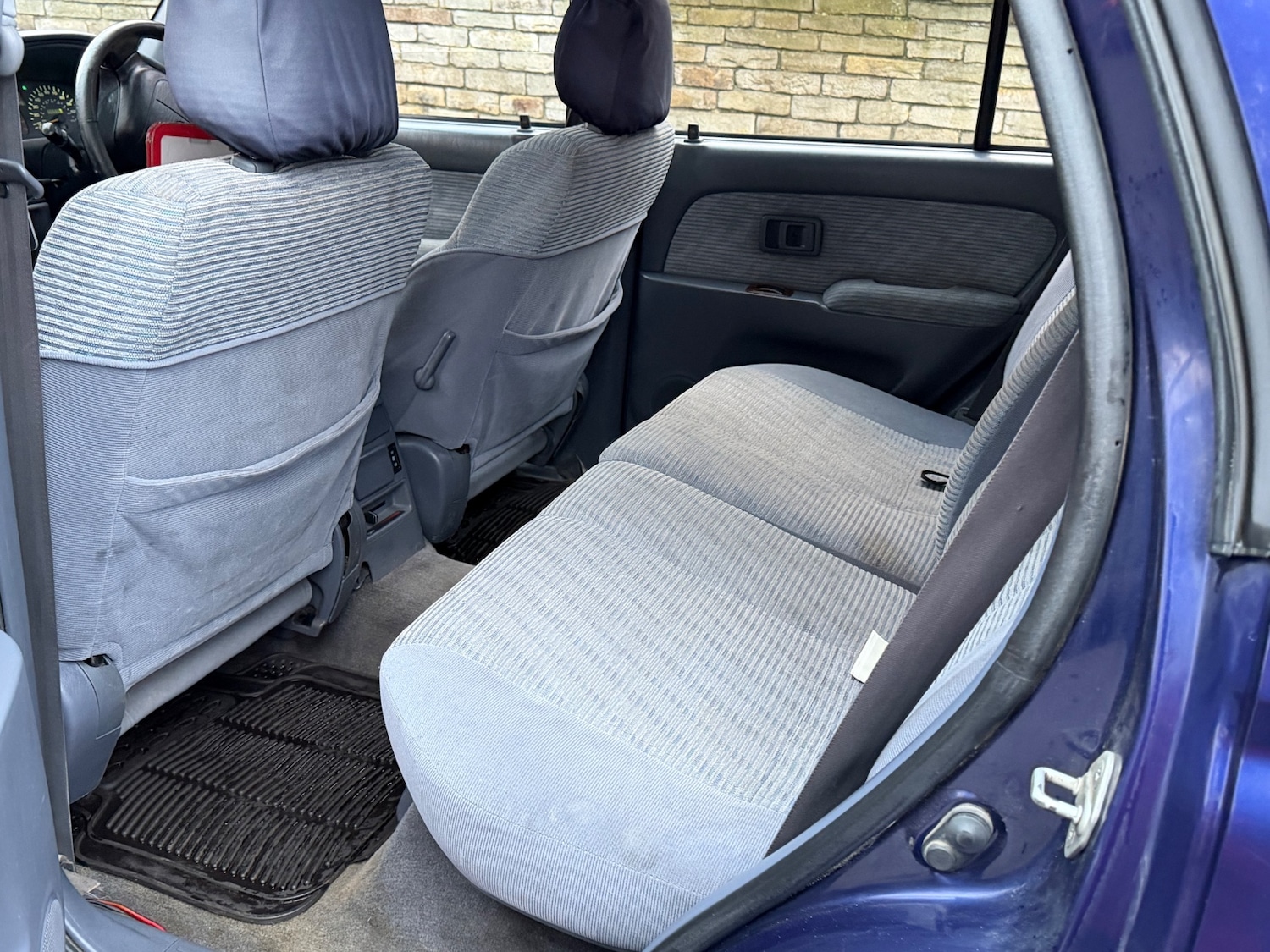 Used Toyota Hilux 1996 for sale - 77052181: Photo 10