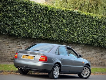 Used Audi A4 1998 for sale - 75530350: Photo