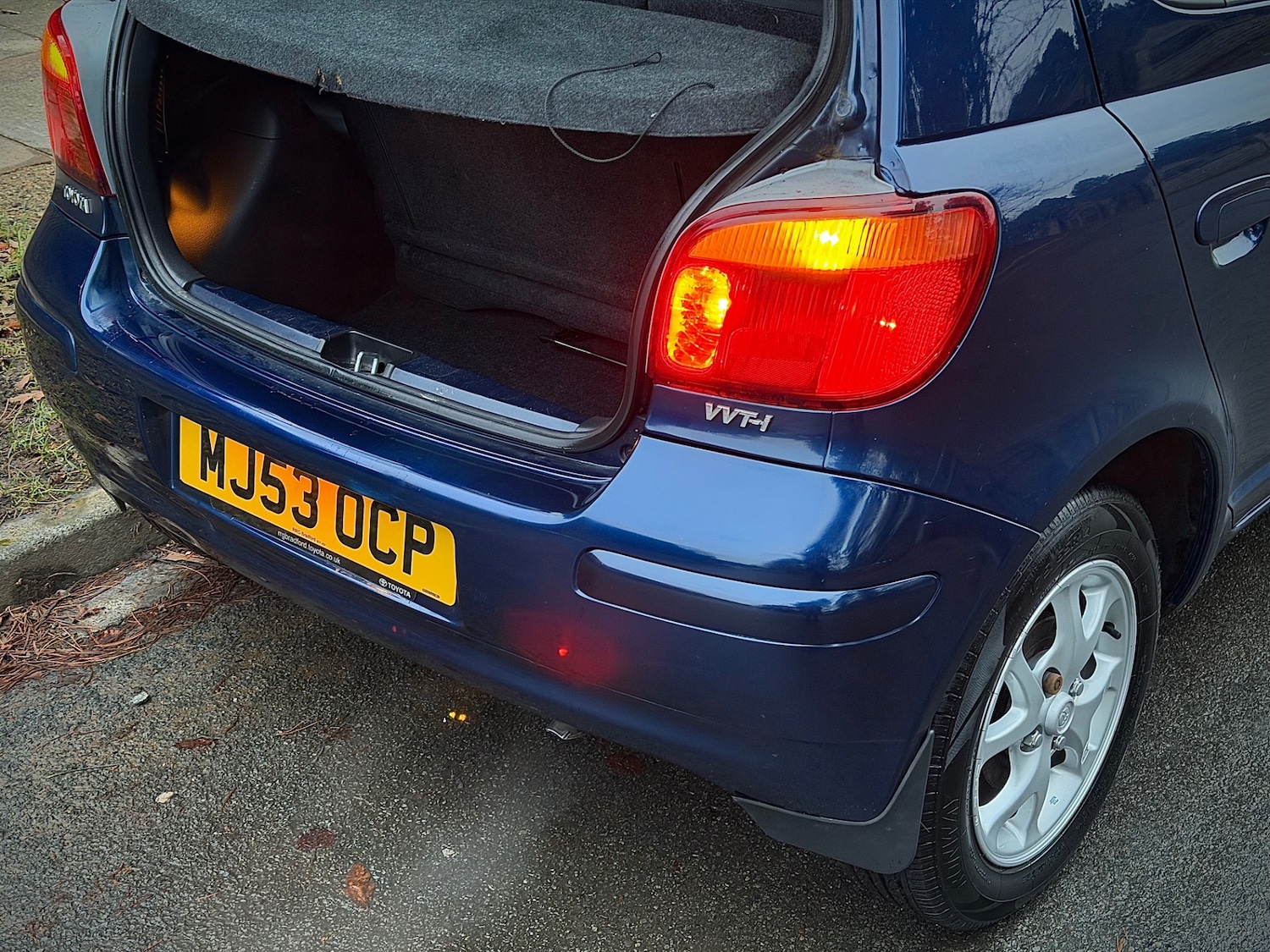 Used Toyota Yaris 2003 for sale - 77084303: Photo 13