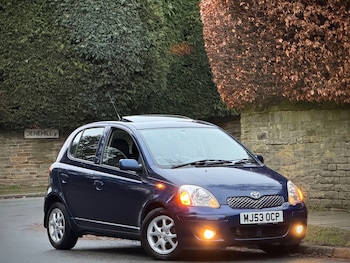 Used Toyota Yaris 2003 for sale - 77084303: Photo