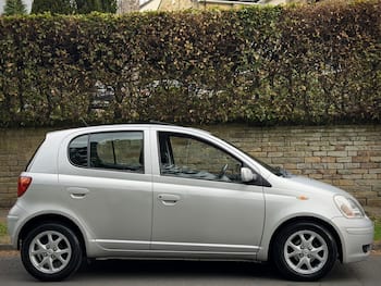 Used Toyota Yaris 2003 for sale - 79615853: Photo
