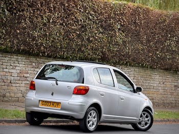 Used Toyota Yaris 2003 for sale - 79615853: Photo