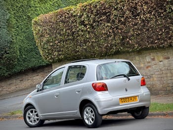 Used Toyota Yaris 2003 for sale - 79615853: Photo