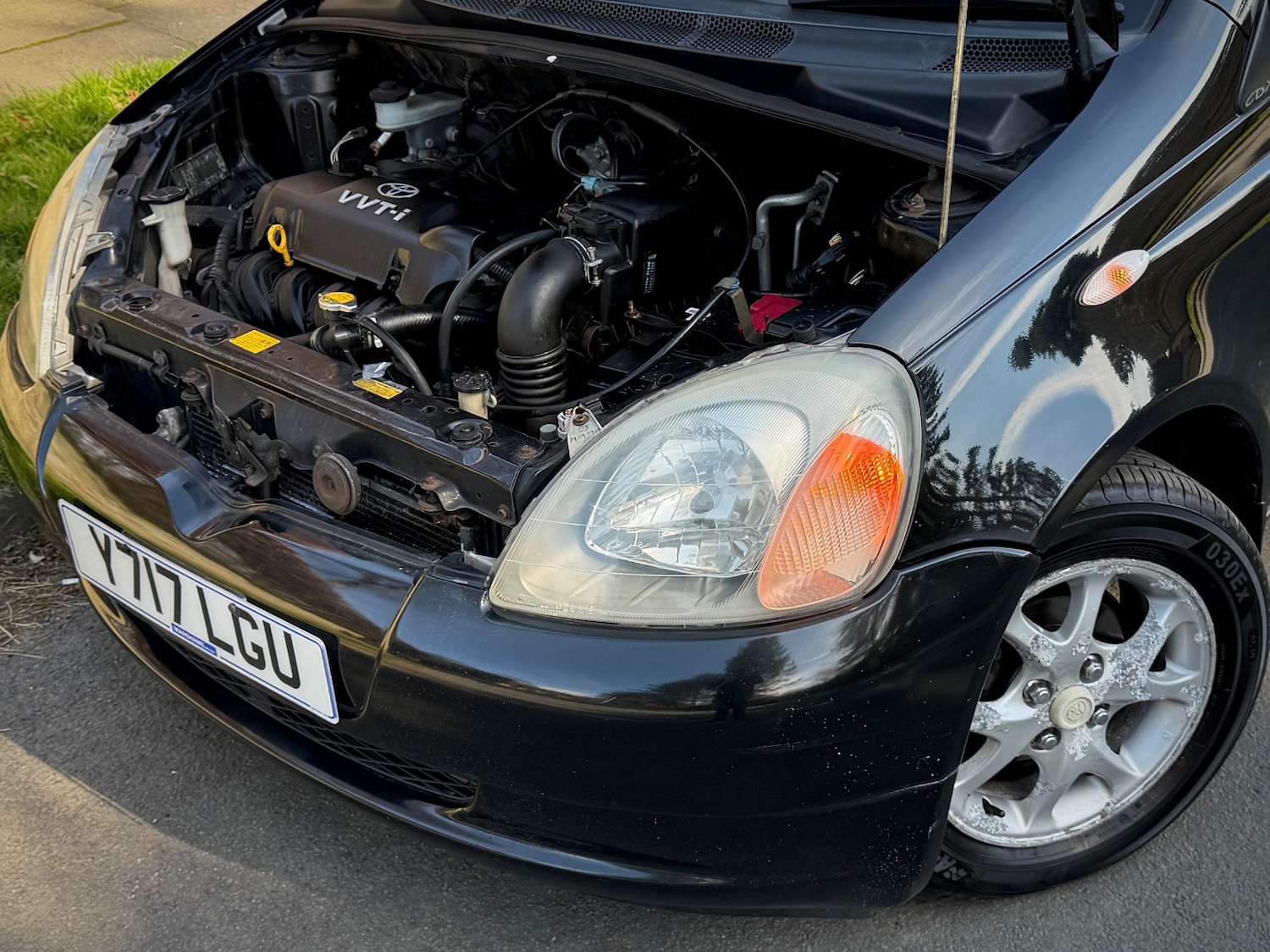 Used Toyota Yaris 2001 for sale - 77950340: Photo 11