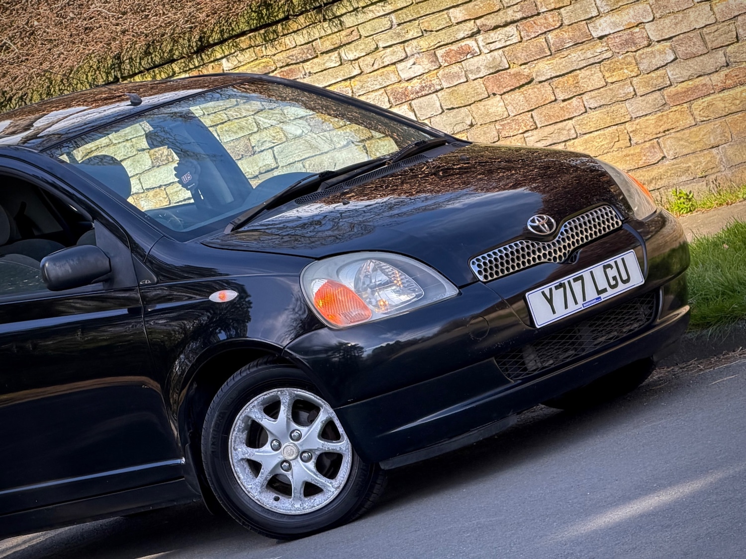 Used Toyota Yaris 2001 for sale - 77950340: Photo 13