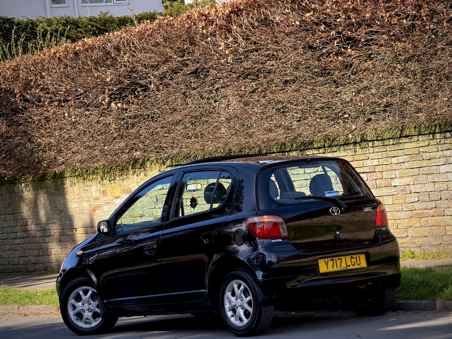 Used Toyota Yaris 2001 for sale - 77950340: Photo 4