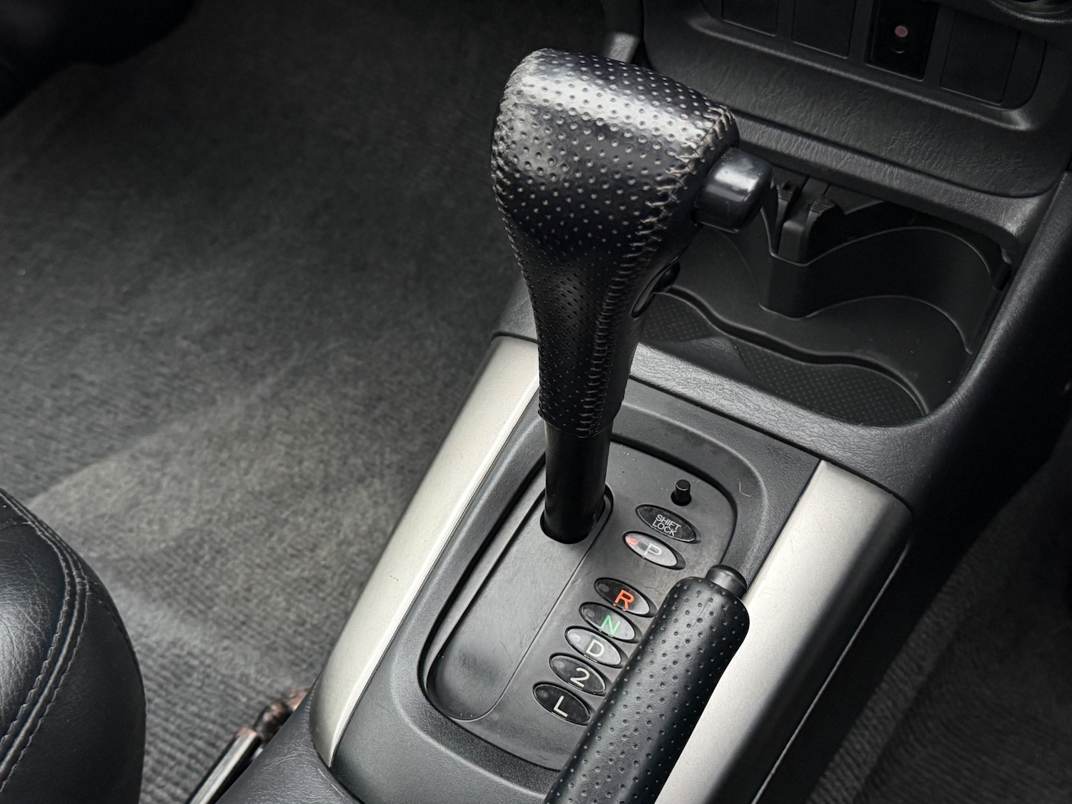 Used Toyota RAV4 2004 for sale - 76596123: Photo 18