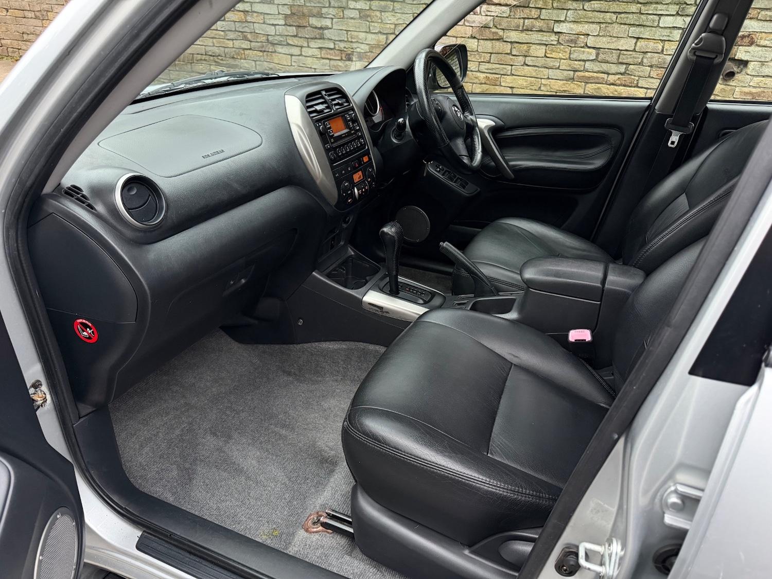 Used Toyota RAV4 2004 for sale - 76596123: Photo 7