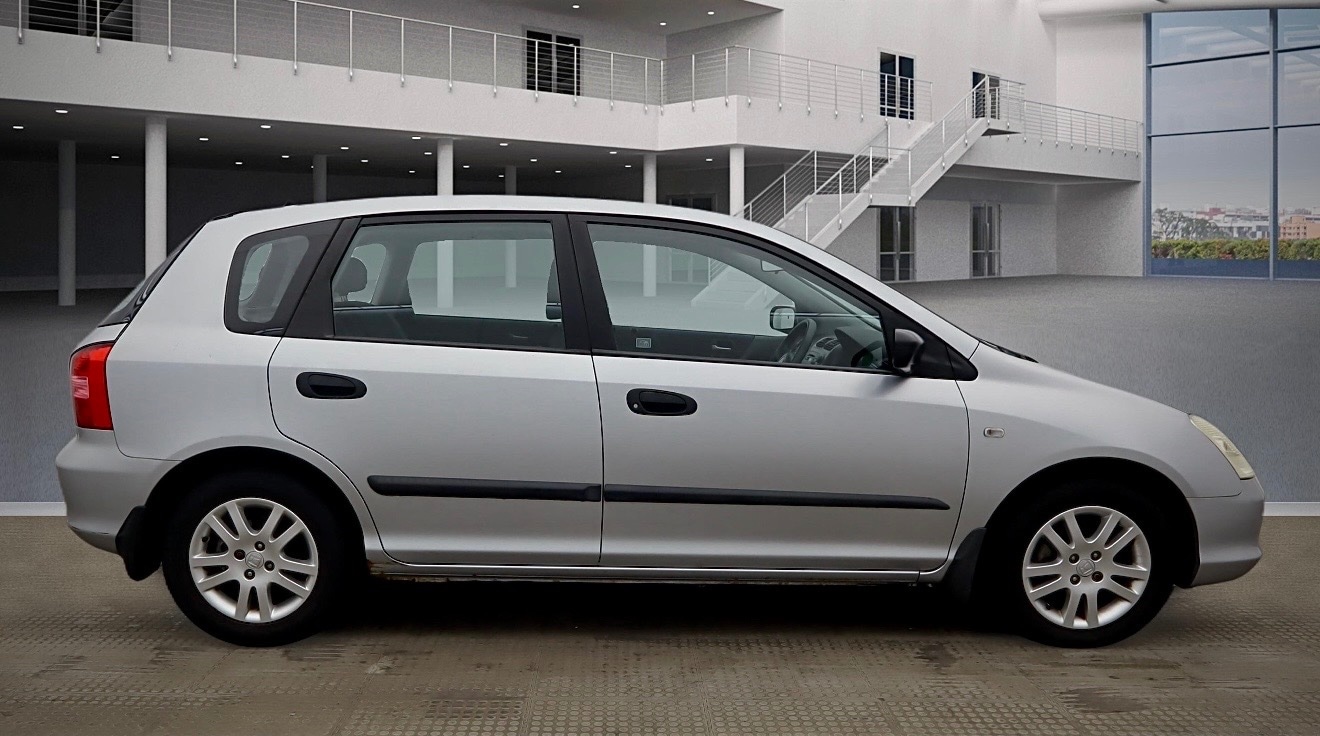 Used Honda Civic 2003 for sale - 77694540: Photo 5