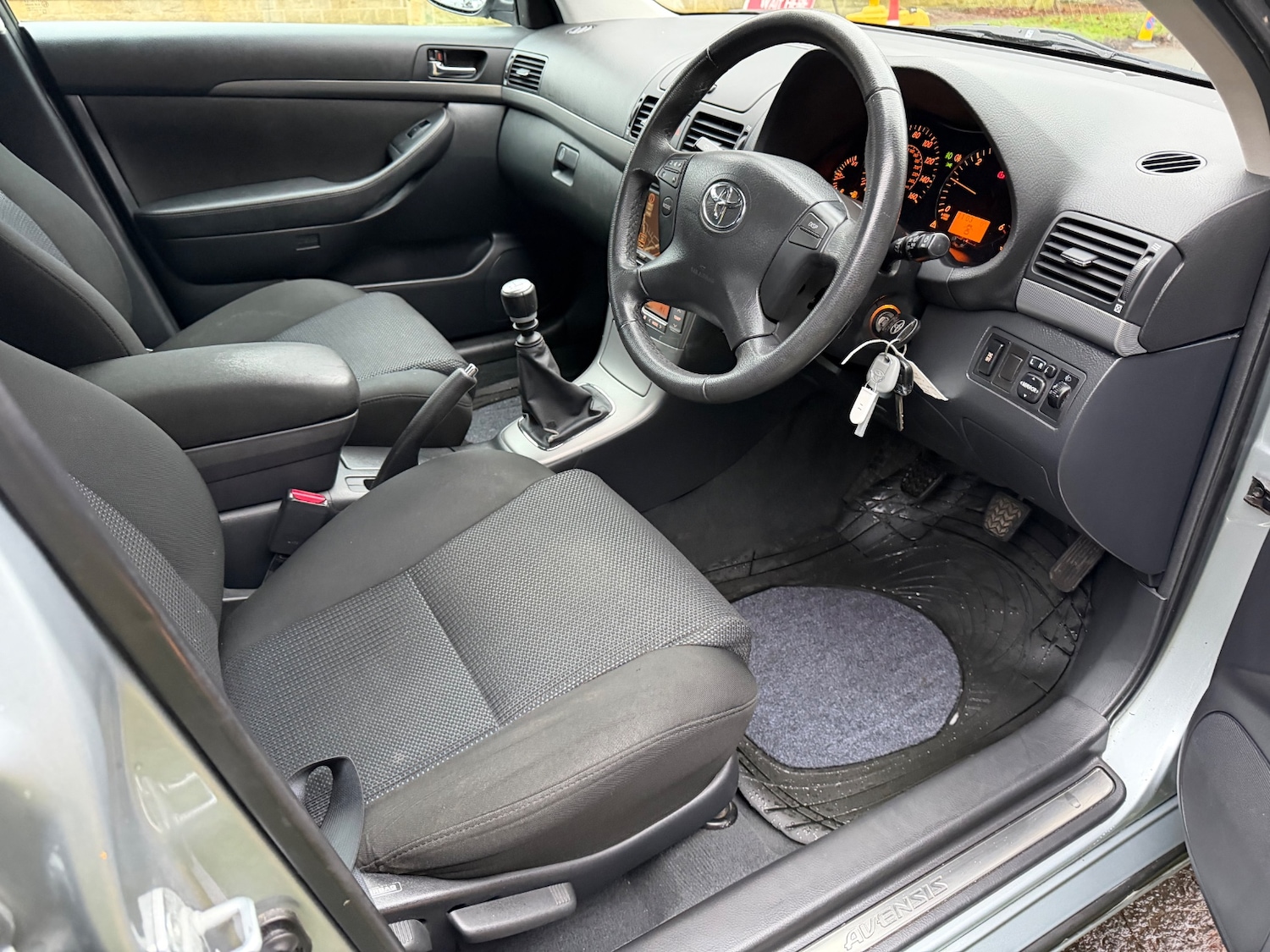 Used Toyota Avensis 2009 for sale - 76780557: Photo 8