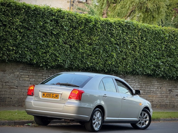 Used Toyota Avensis 2005 for sale - 74796639: Photo 3