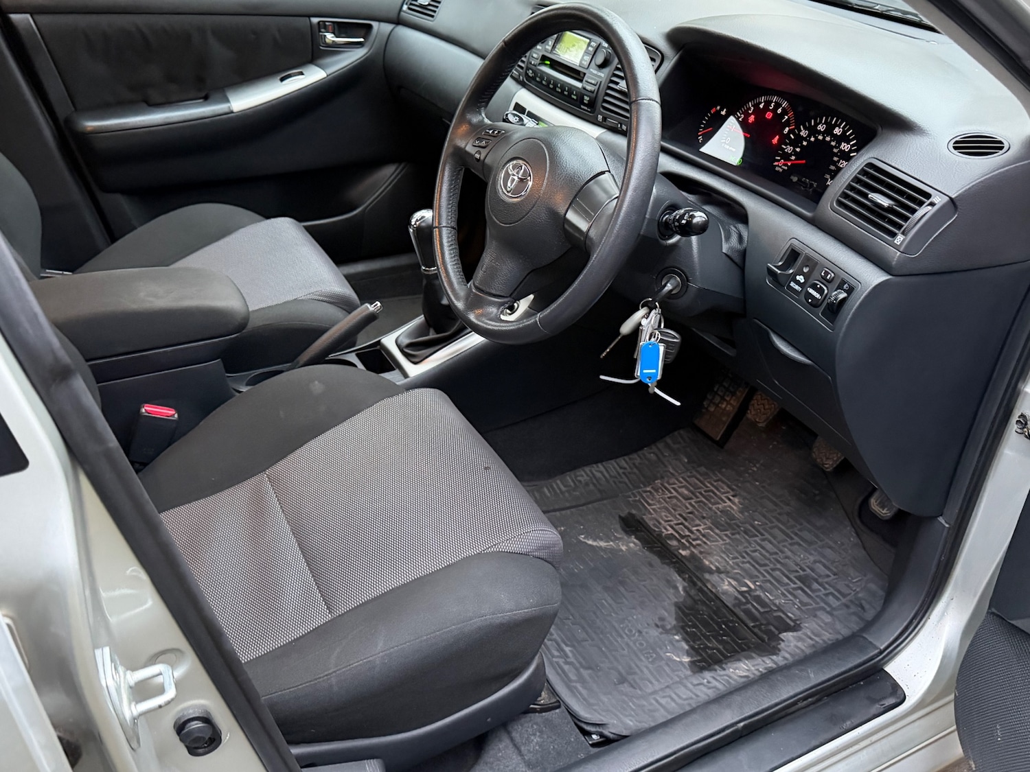 Used Toyota Corolla 2006 for sale - 77616535: Photo 8