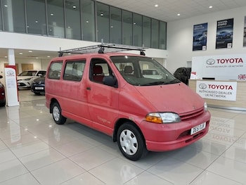 Used Toyota HiAce 2001 for sale - 79180015: Photo