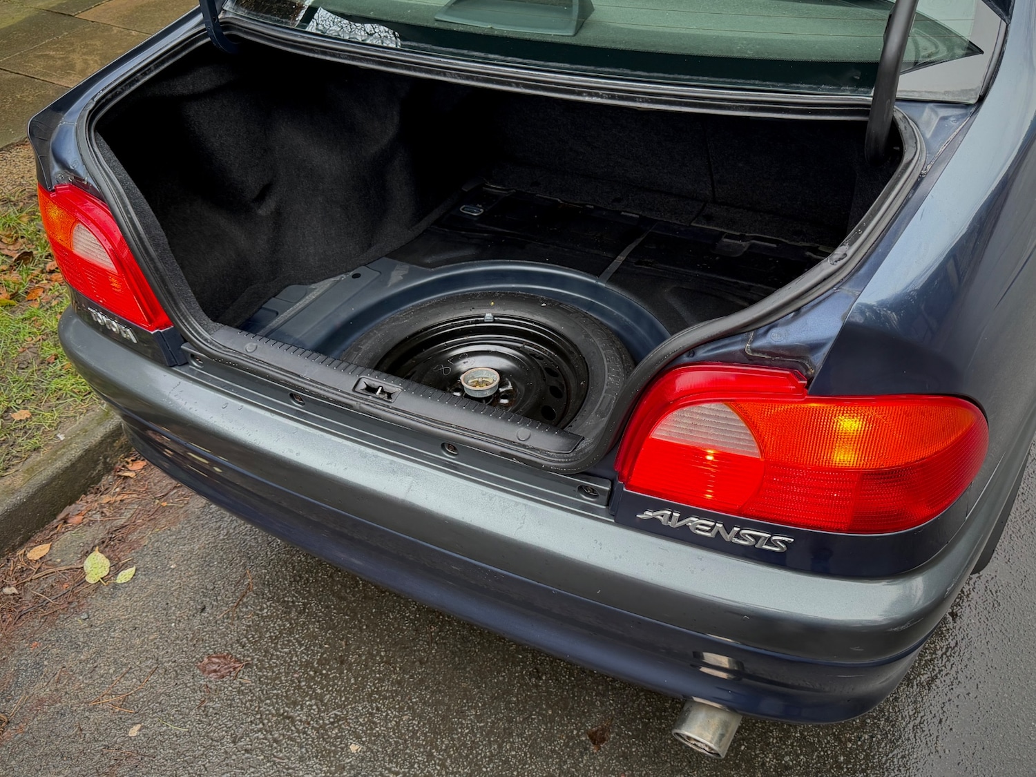 Used Toyota Avensis 2000 for sale - 77691092: Photo 14