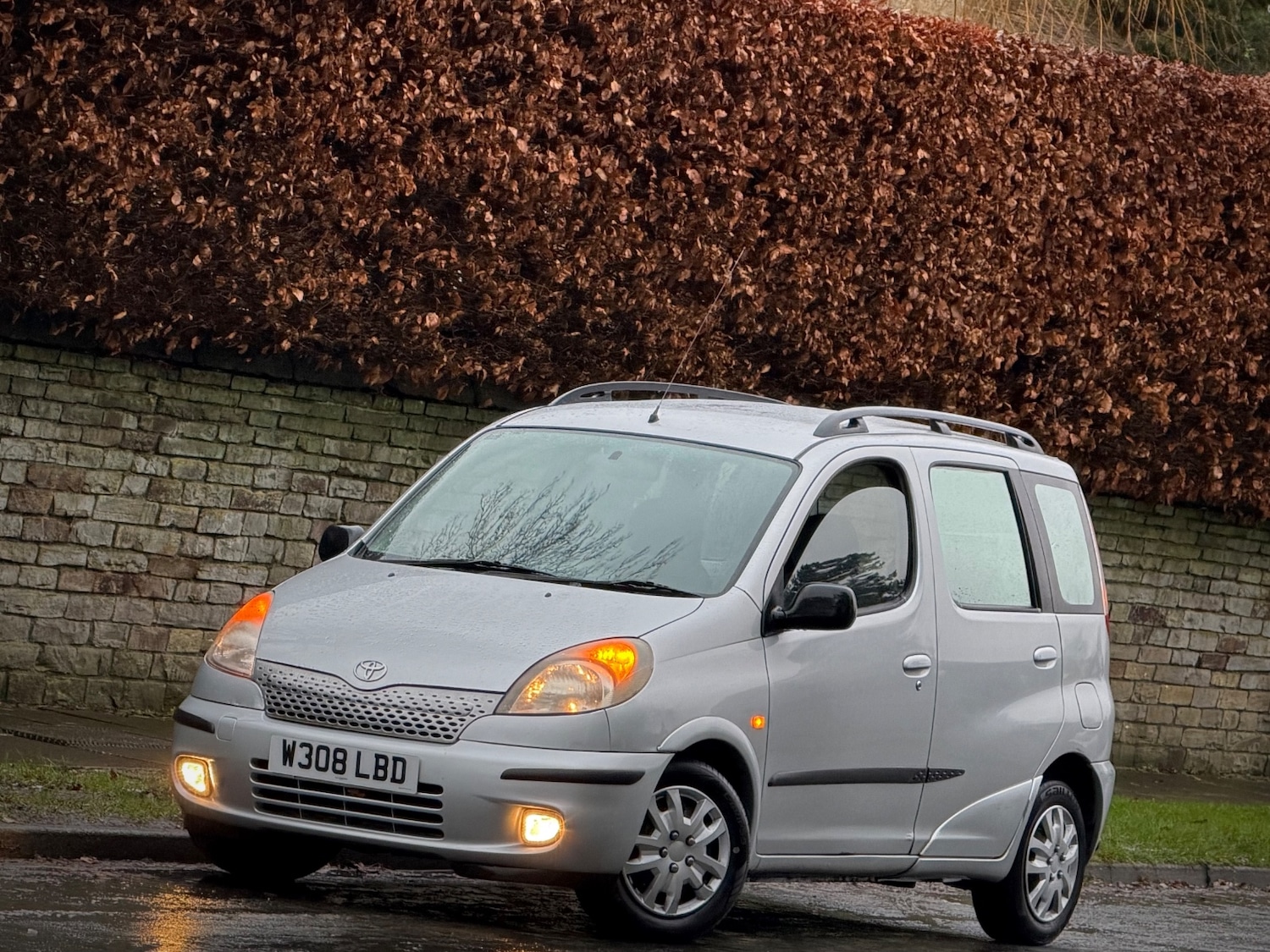 Used Toyota Yaris Verso 2000 for sale - 77160779: Photo 6