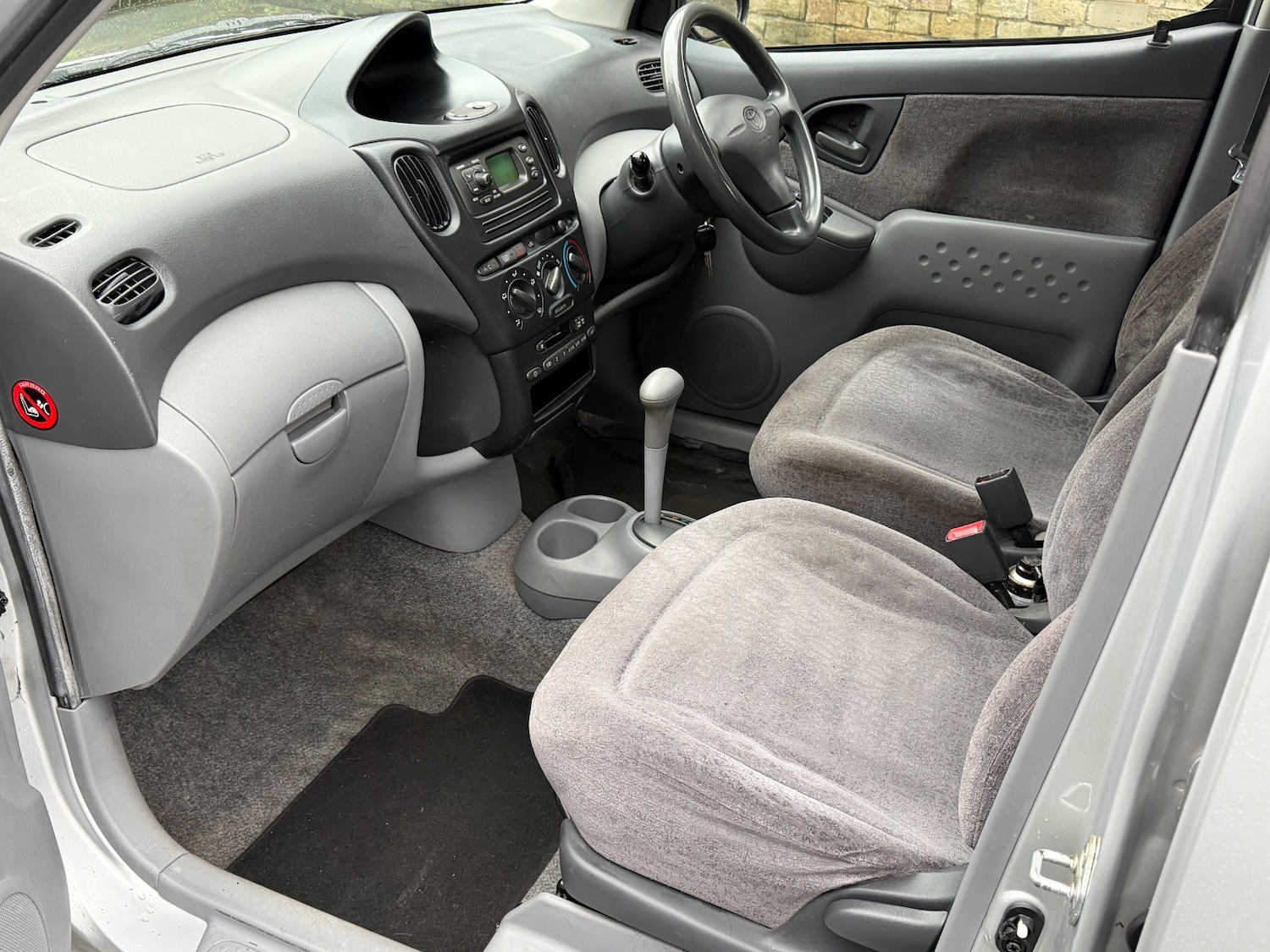 Used Toyota Yaris Verso 2000 for sale - 77160779: Photo 7